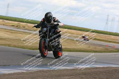 media/Apr-26-2024-TrackDaz (Fri) [[c4b677d280]]/B Group/120pm (Wheelie Bump)/